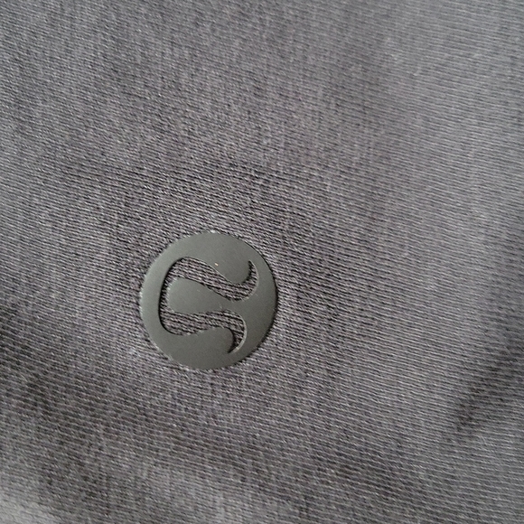 Lululemon Long Sleeve - Picture 2 of 3